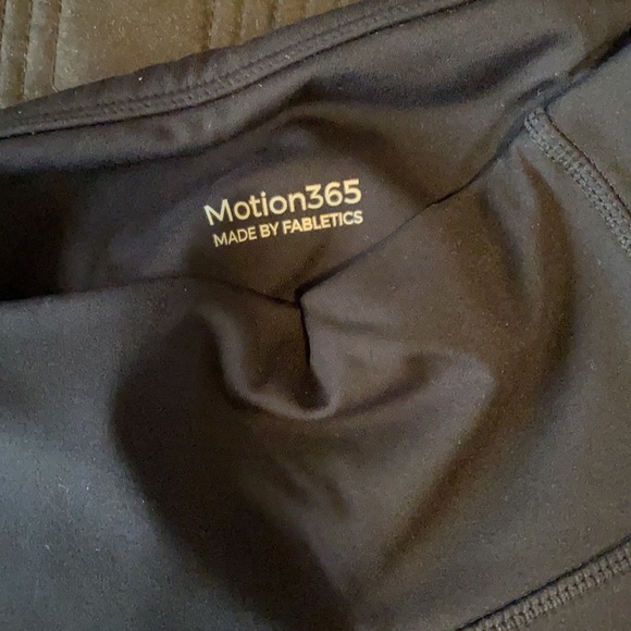 Workout leggings - Picture 2 of 3